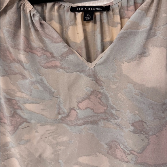 Patterned blouse - Picture 2 of 3